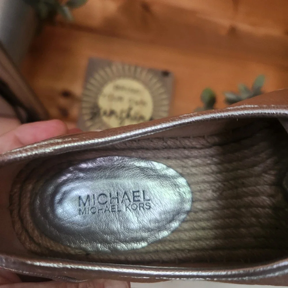 Michael Kors Hastings VC16J Metallic Leather Silver Sneaker Jute Espadrille Sz 8
